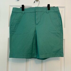 NWT J. Crew Frankie 9” Women's Bermuda Shorts. Size 10 Color GREEN